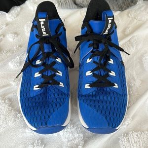 Nike basketball shoes